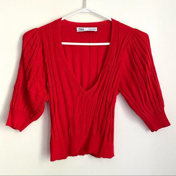 Beautiful poppy red viscose blend knit top from Zara - Picture 1 of 4